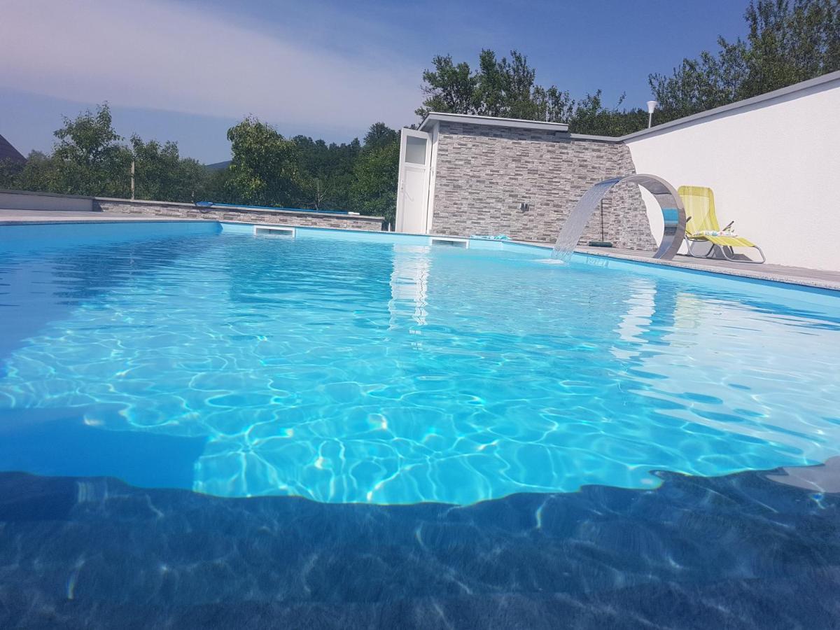 Holiday Home Emir Racic Exterior foto